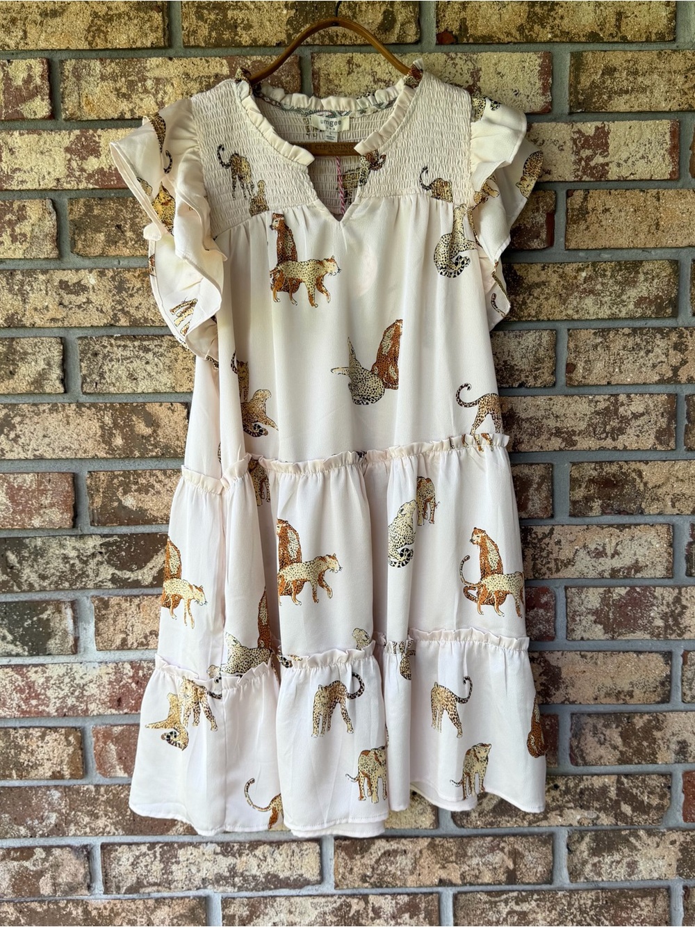 Umgee NWT Cheetah Dress Women’s Size Large Tiered Ruffles Champagne Beauty!